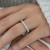 EBM0103 ~ MOISSANITE BAND