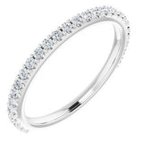 WBM0168 ~ MOISSANITE BAND