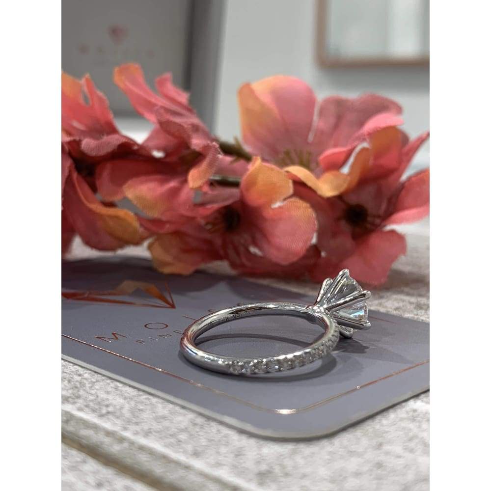 Avery ~ 18Kw 8.0Mm Round Moissanite Diamond Band - Ring